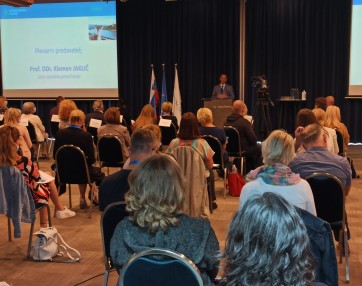 Prof. ddr. Klemen Jaklič je spregovoril o izzivu socialne pravičnosti