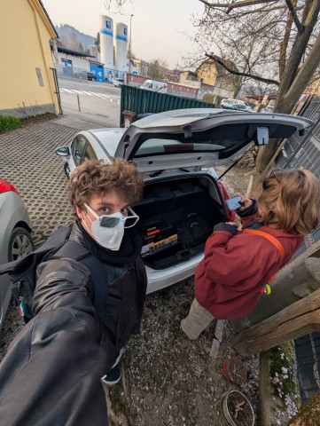 Intervju s prostovoljcema: Ema in Domen - "Postali smo prijatelji!"