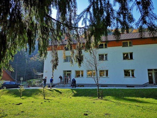 NOVI PROSTOVOLJCI, DOBRODOŠLI V TERAPEVTSKI SKUPNOSTI